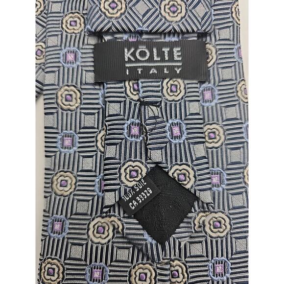 Vintage KOLTE‎ Italy  Blue Silver Floral Neck Tie Necktie 100% SILK 58" x 3.75" - Picture 3 of 4